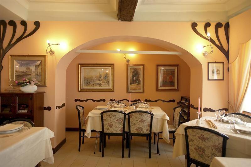 Albergo Badellino Bra Ngoại thất bức ảnh