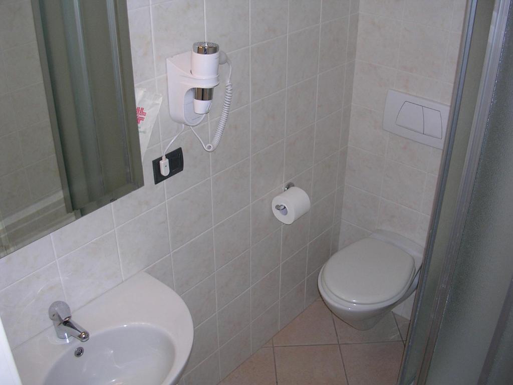 Albergo Badellino Bra Phòng bức ảnh