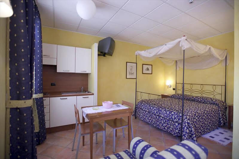Albergo Badellino Bra Ngoại thất bức ảnh